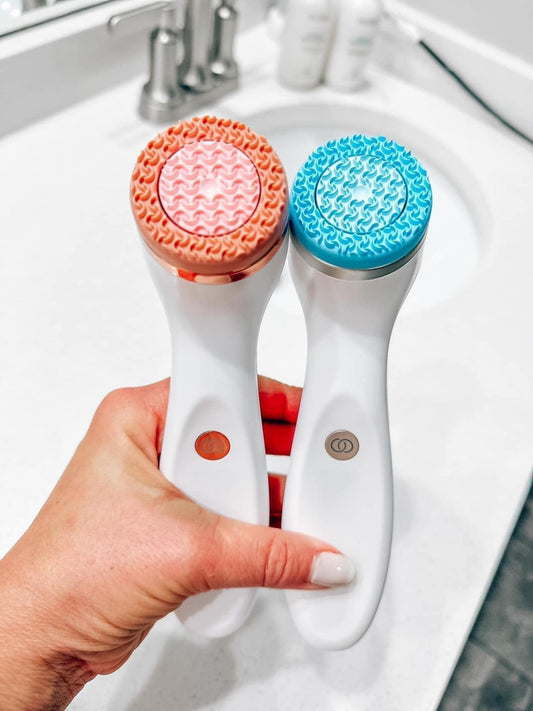 Lumispa iO October Special - FREE Cleanser + Travel Skincare Bag